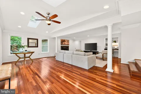 $1,329,000 | 1626 Montmorency Drive, Vienna, VA 22182