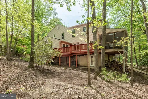 $1,329,000 | 1626 Montmorency Drive, Vienna, VA 22182
