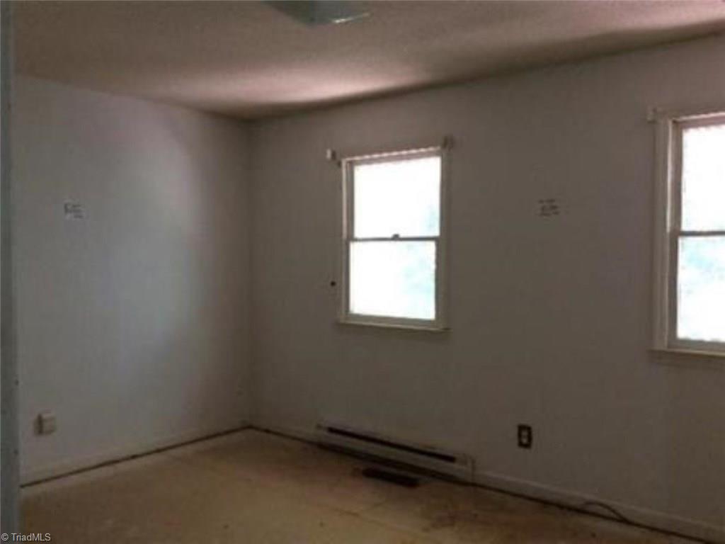 537 Heatherton Lane Rural Hall, NC 27045 - Photo 4 of 11