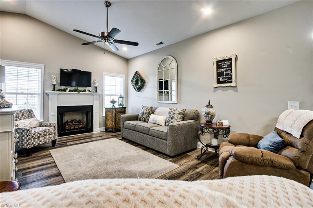 2020 Springwood Road Asheboro, NC 27205 - Photo 5 of 37 Gallery Image 5