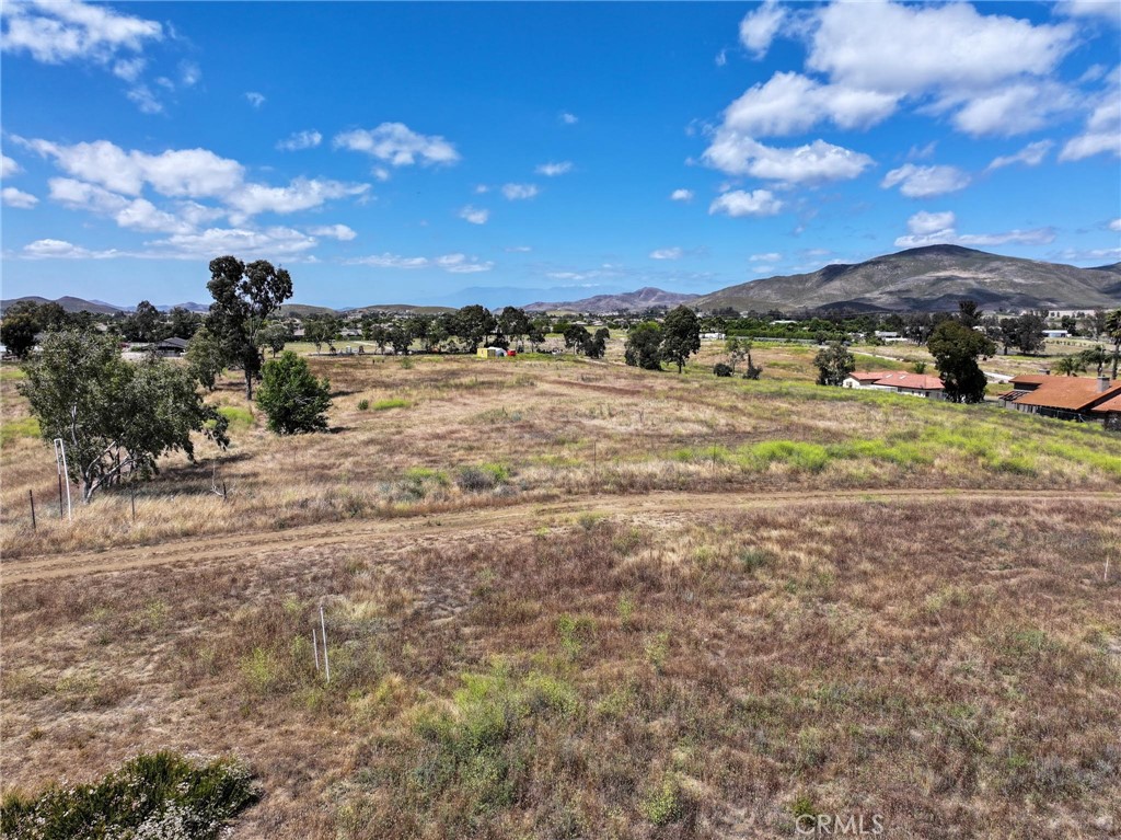 32771 Mazoe Winchester, CA 92596 - Photo 25 of 34