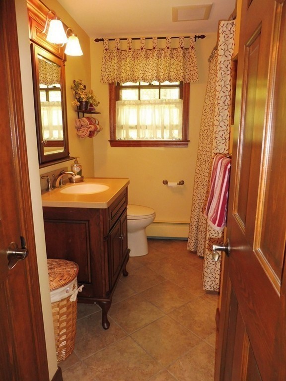 218 Old Farm Road Hanover, MA 02339 - Photo 17 of 24 Gallery Image 17