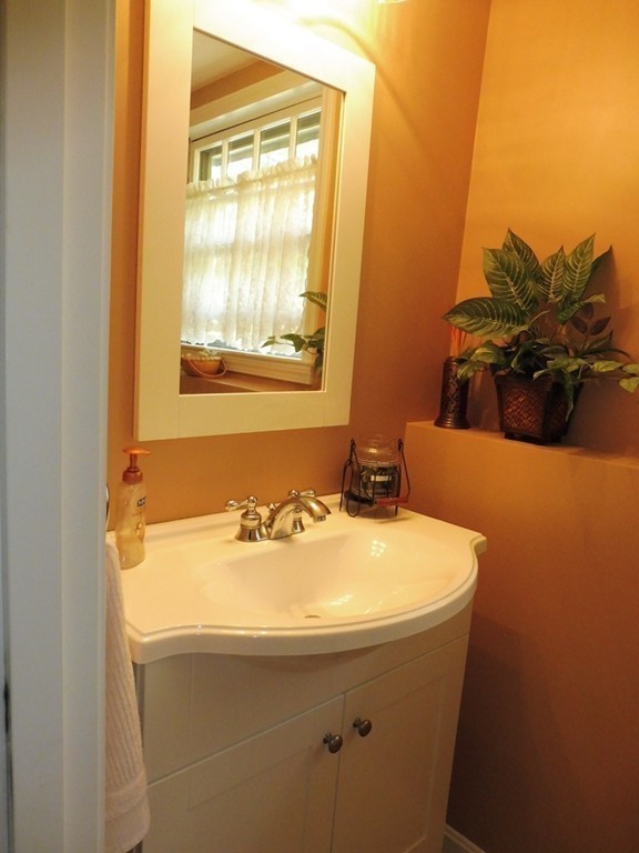 218 Old Farm Road Hanover, MA 02339 - Photo 18 of 24 Gallery Image 18