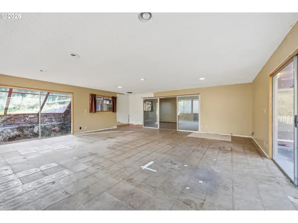 $975,000 | 19124 Southeast Jacoby Road, Sandy, OR 97055