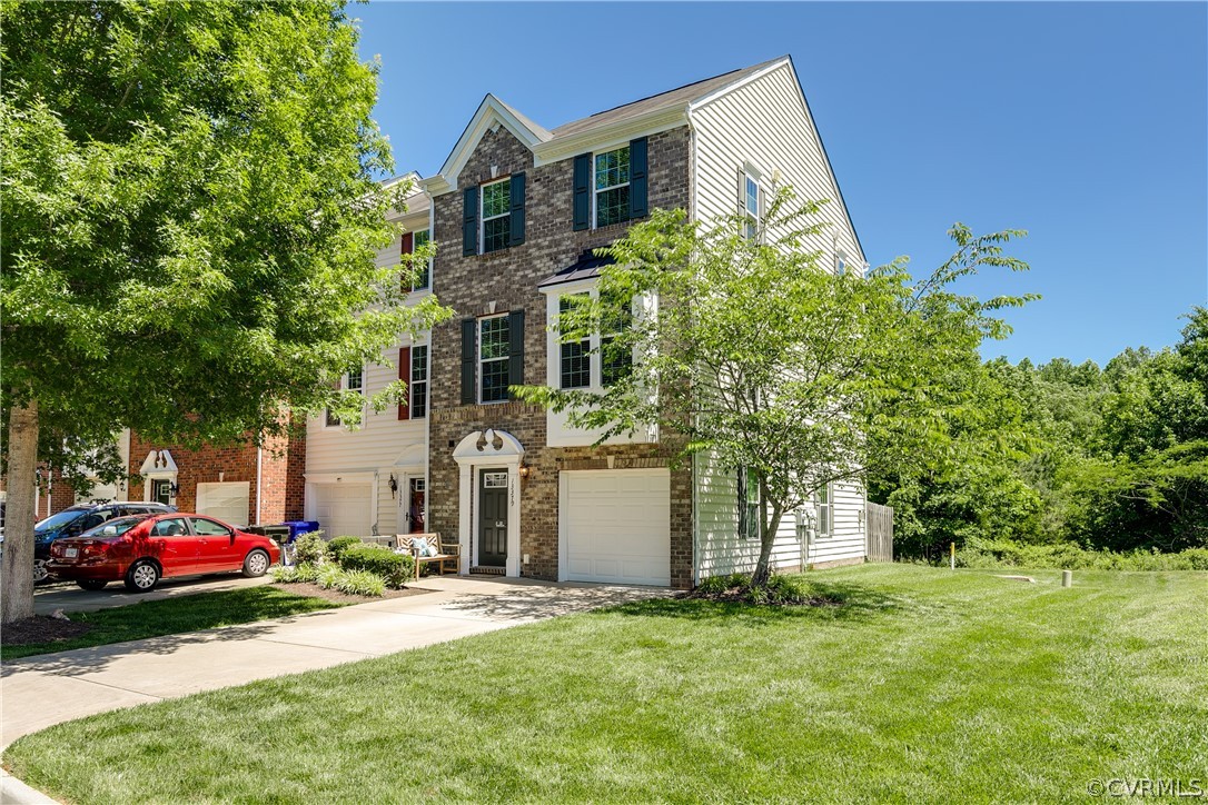 13379 Diamond Ridge Drive Midlothian, VA 23112 - Photo 3 of 40 Gallery Image 3