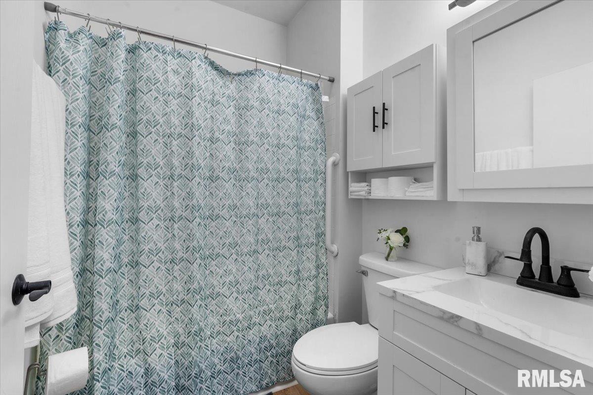 1123 North Rutledge Street Springfield, IL 62702 - Photo 9 of 24