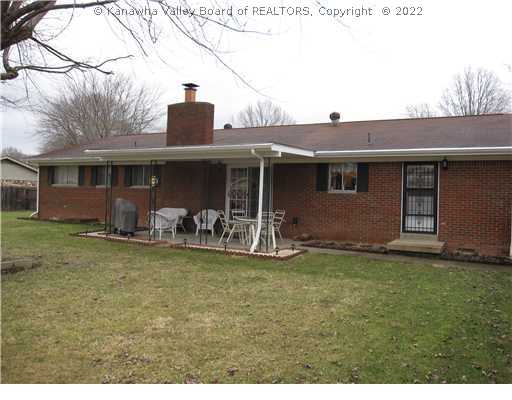 138 Cherokee Road Winfield, WV 25213 - Photo 8 of 8 Exterior Front.