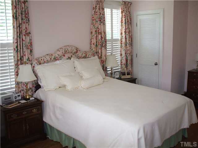 1412 Regent Place Raleigh, NC 27608 - Photo 14 of 25 Guest Bedroom