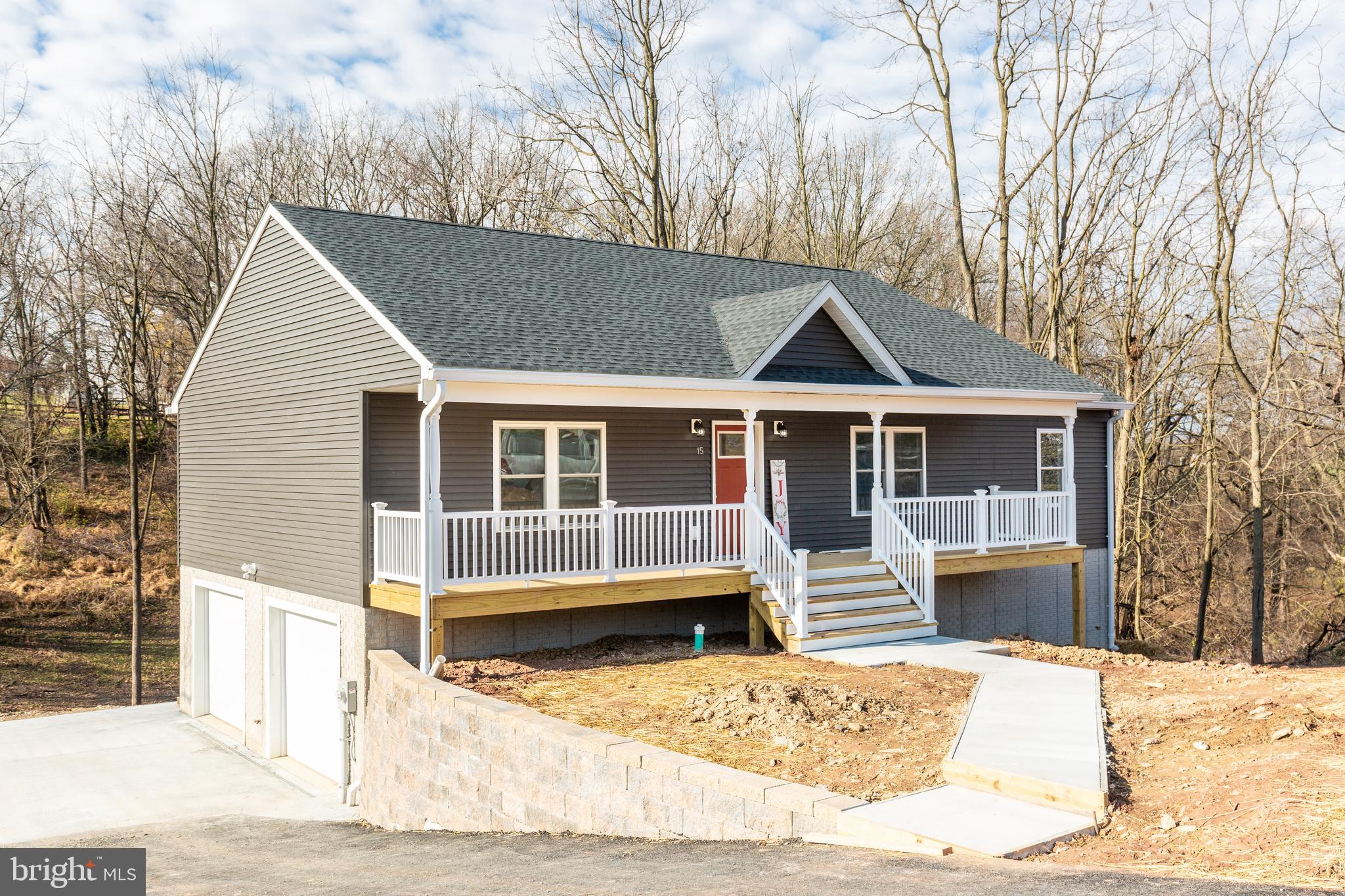 15 South Burns Road Spring Grove, PA 17362 - Photo 2 of 37 Your home for the holidays - can close in 2020