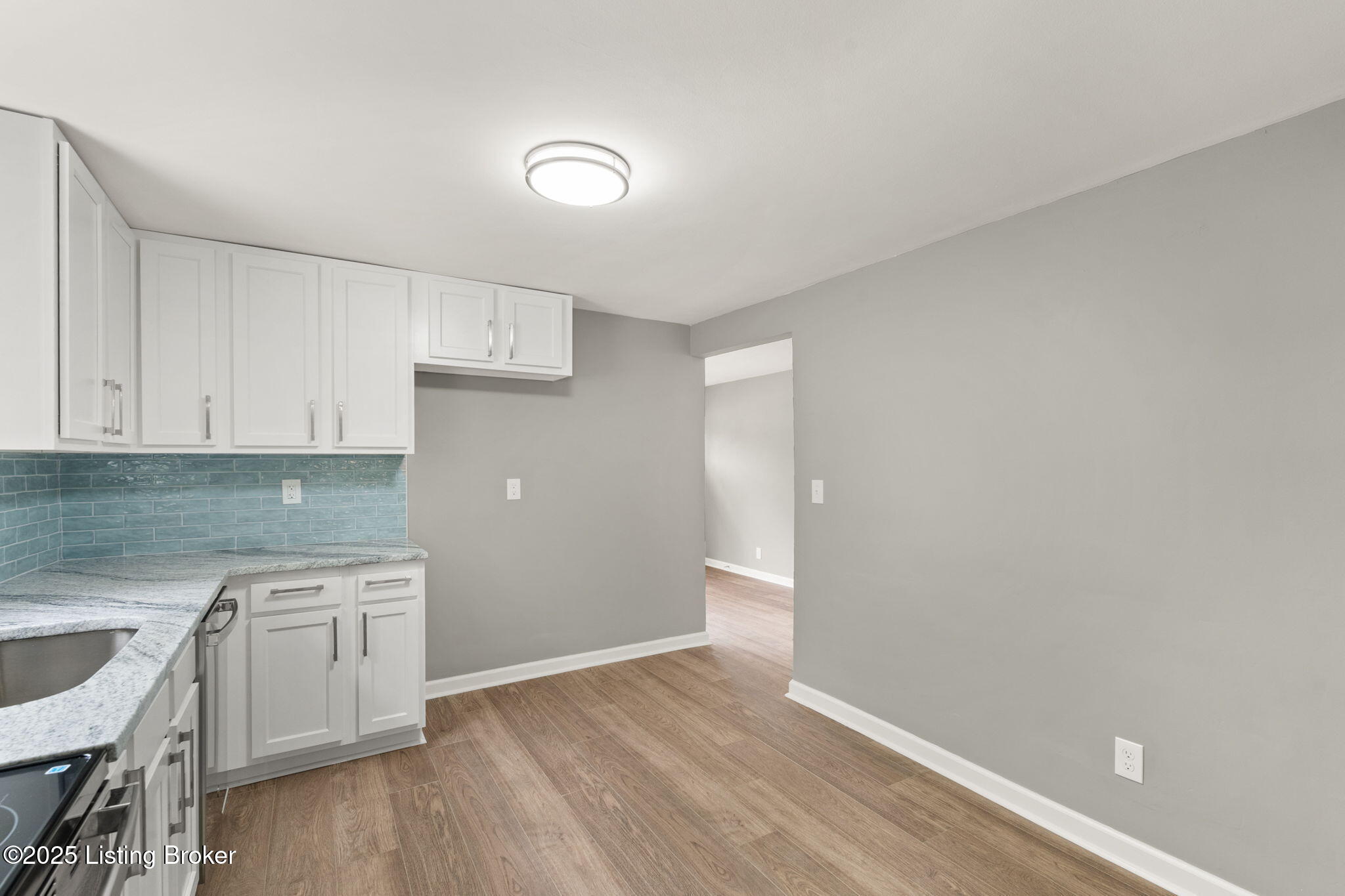 3703 Ralph Avenue Louisville, KY 40211 - Photo 15 of 34 21-Ralph-14