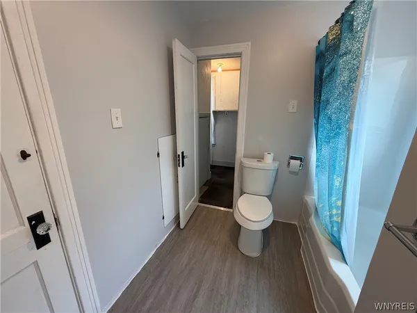 $1,300 | 1035 Oliver Street, North Tonawanda, NY 14120