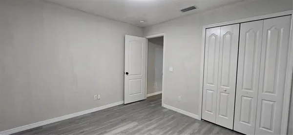 $399,000 | 1810 Greystone Heights Drive, Valrico, FL 33594