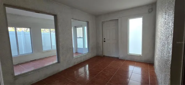 $399,000 | 1810 Greystone Heights Drive, Valrico, FL 33594