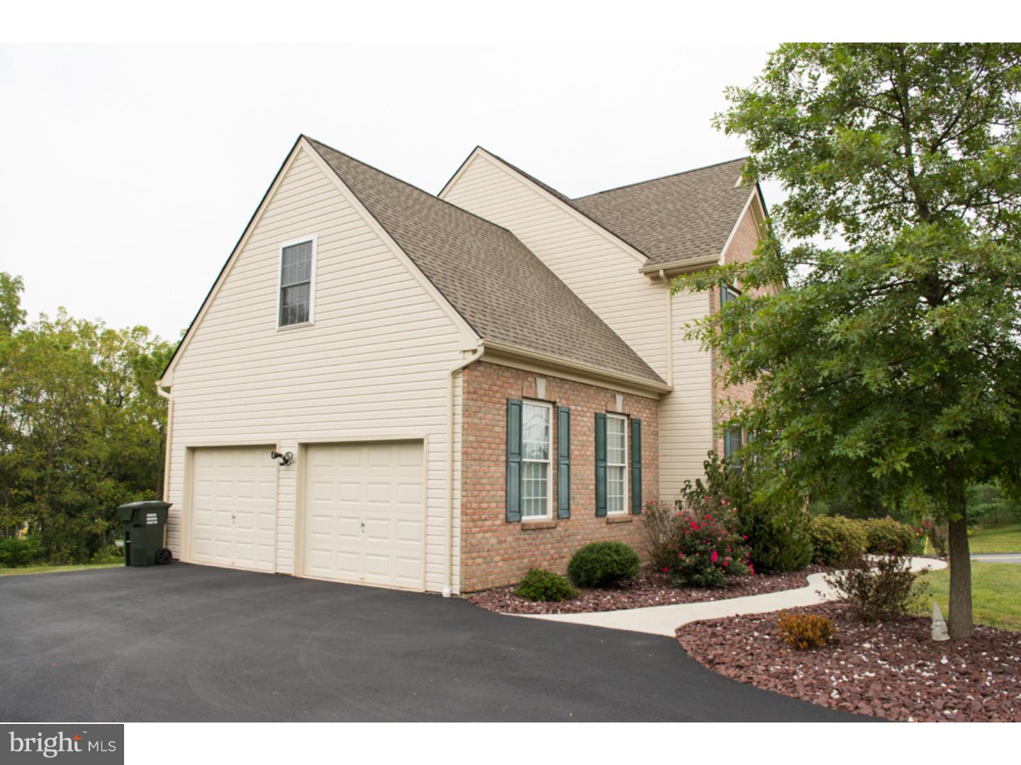 3632 Rip Court, Unit 1 Slatington, PA 18080 - Photo 3 of 24 Gallery Image 3
