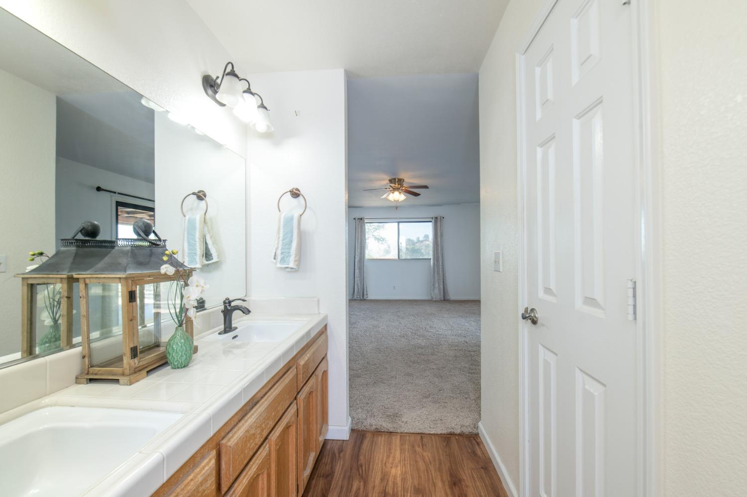 23653 Loper Valley Road Prather, CA 93651 - Photo 22 of 64 Gallery Image 22
