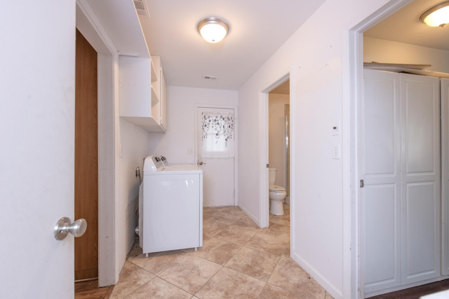 23653 Loper Valley Road Prather, CA 93651 - Photo 27 of 64 Gallery Image 27