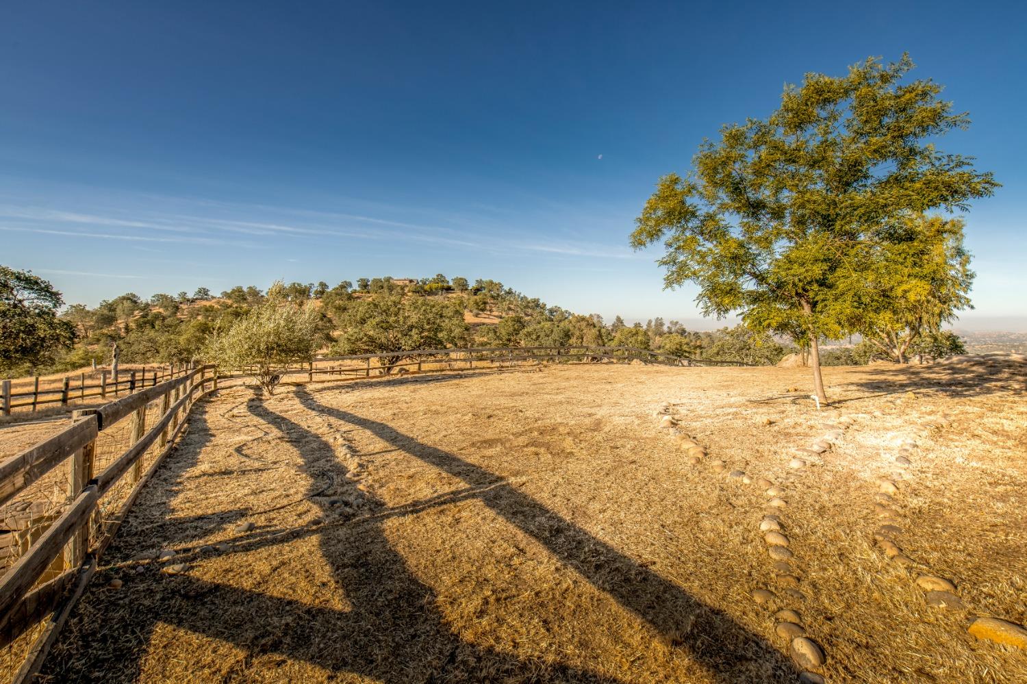 23653 Loper Valley Road Prather, CA 93651 - Photo 33 of 64 Gallery Image 33