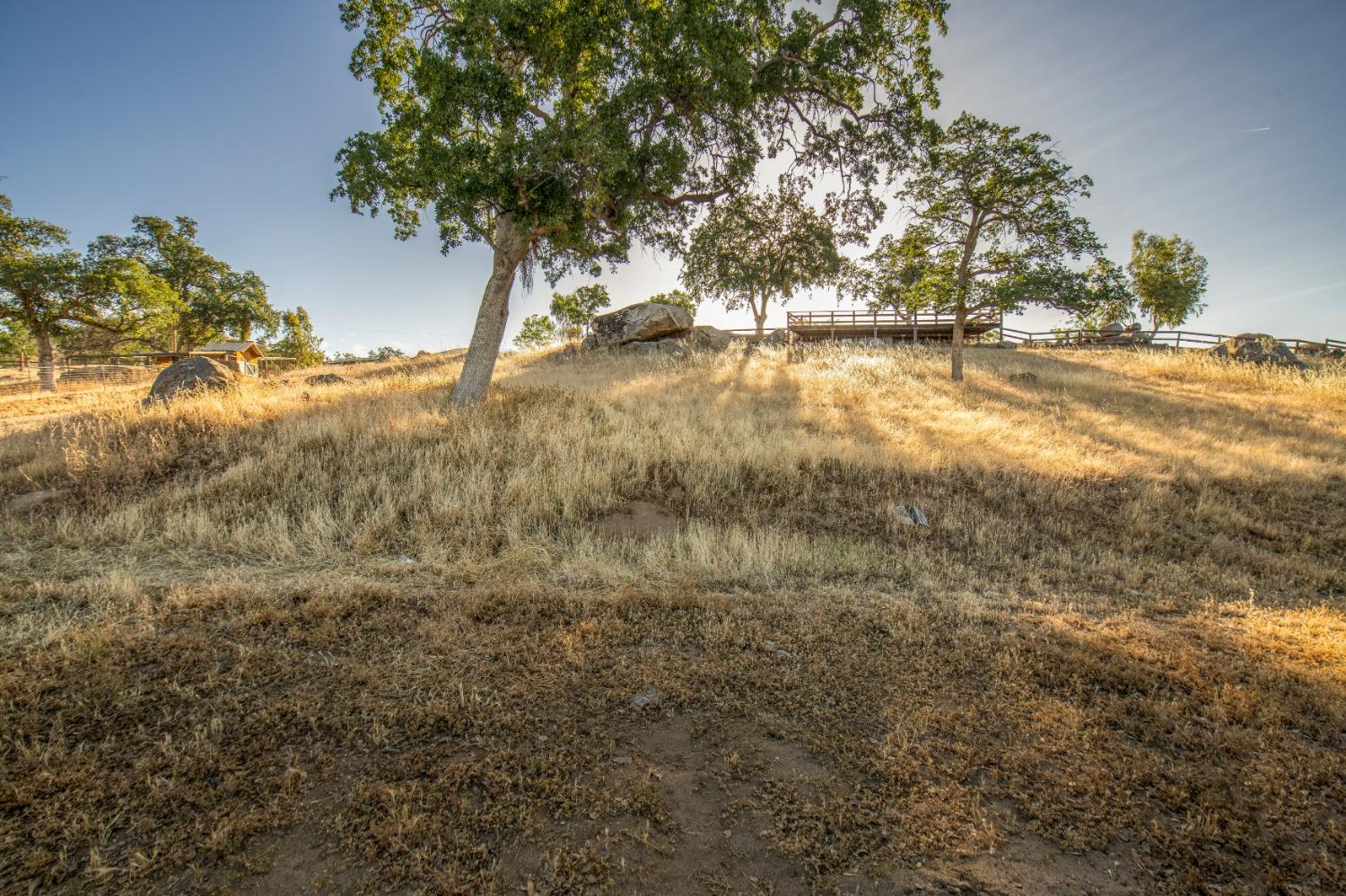 23653 Loper Valley Road Prather, CA 93651 - Photo 40 of 64 Gallery Image 40