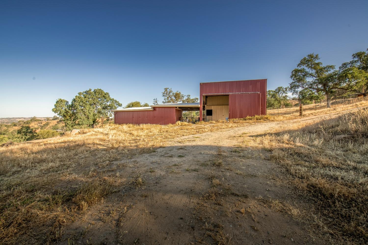 23653 Loper Valley Road Prather, CA 93651 - Photo 41 of 64 Gallery Image 41