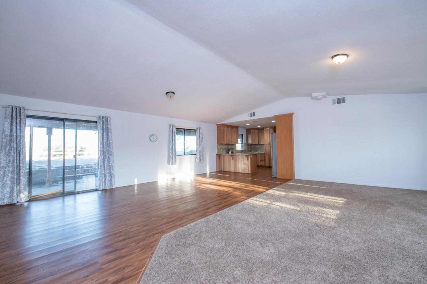 23653 Loper Valley Road Prather, CA 93651 - Photo 5 of 64 Gallery Image 5