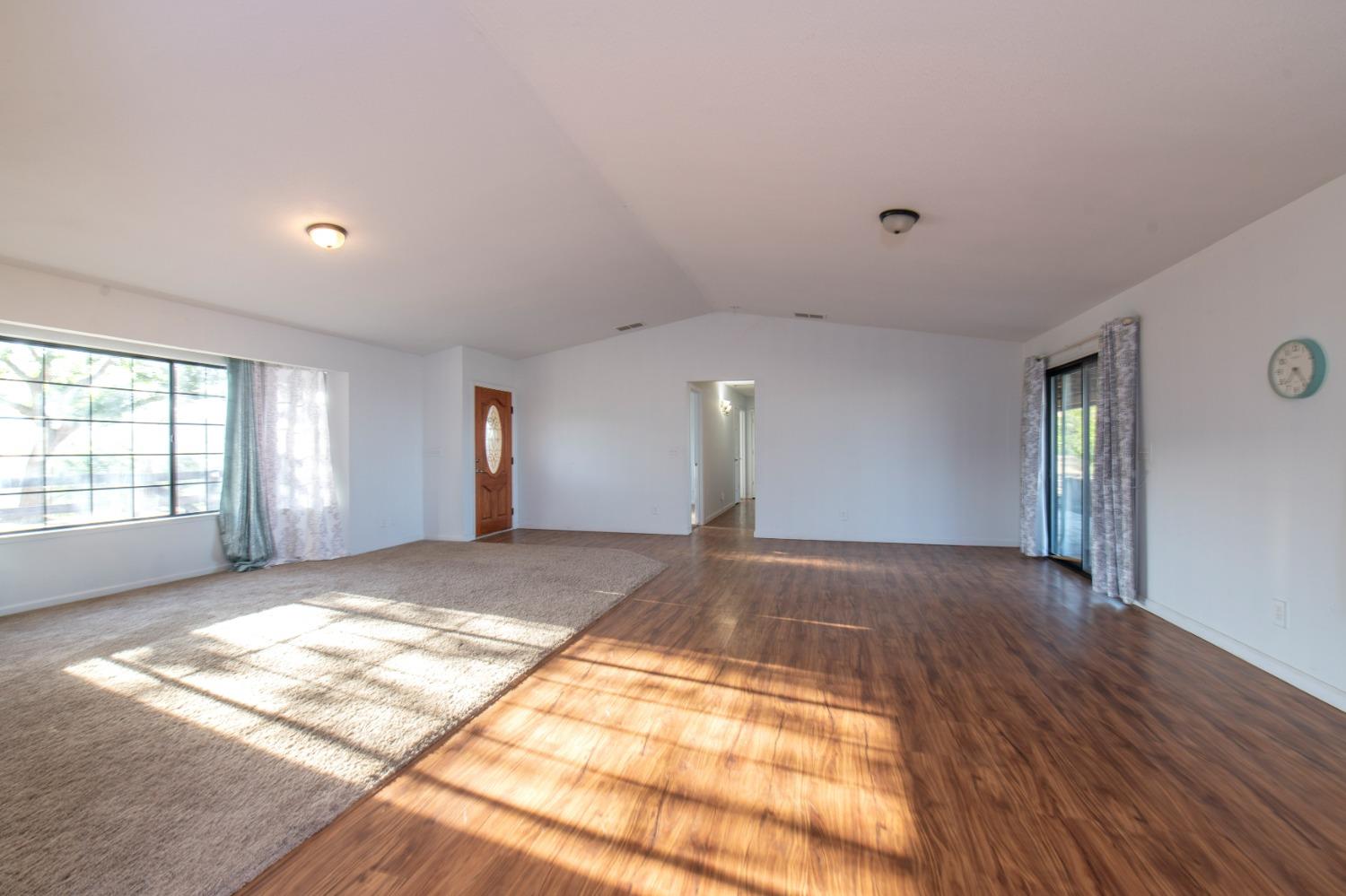23653 Loper Valley Road Prather, CA 93651 - Photo 6 of 64 Gallery Image 6