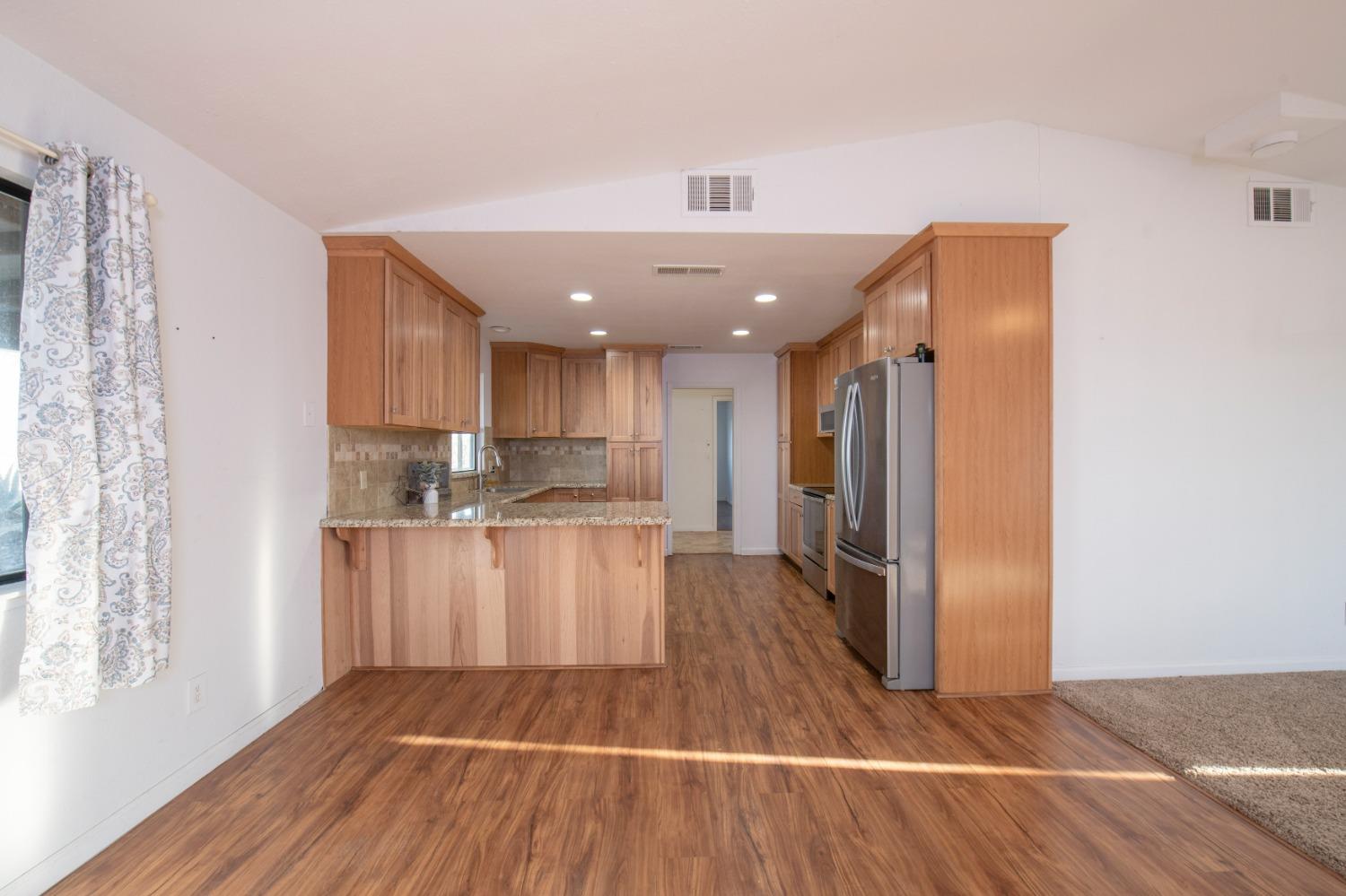 23653 Loper Valley Road Prather, CA 93651 - Photo 10 of 64 Gallery Image 10