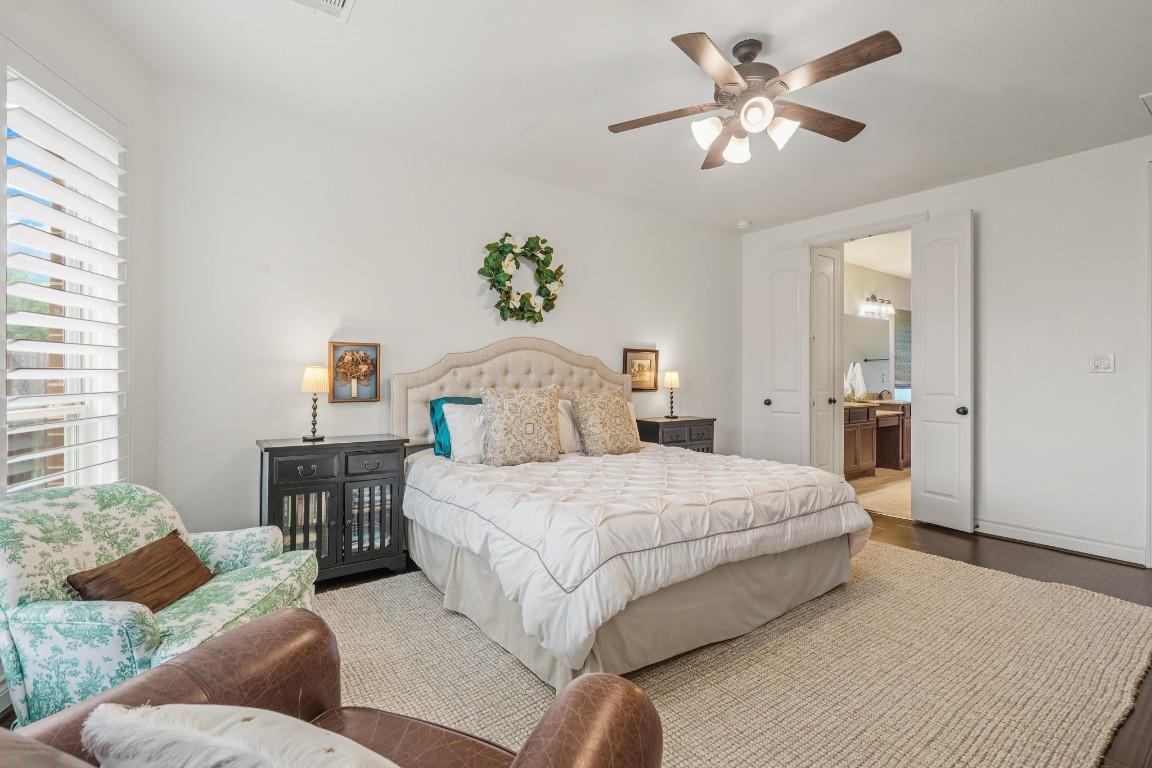 1607 Quail Ridge Drive Katy, TX 77493 - Photo 16 of 33 Come and unwind after a long day in this magnificent primary suite! This spacious room features an ensuite bathroom!