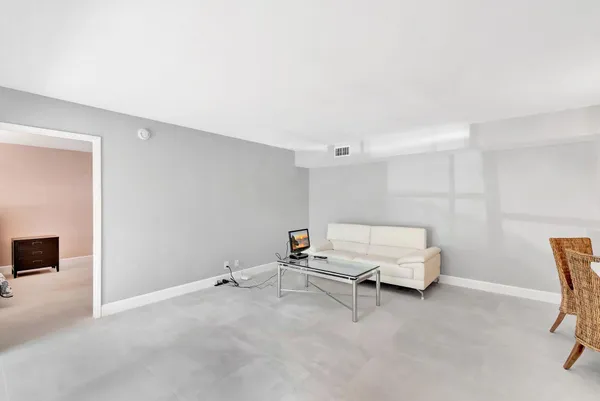 $2,350 | 14895 Builtmore Way, Unit 109, Delray Beach, FL 33446