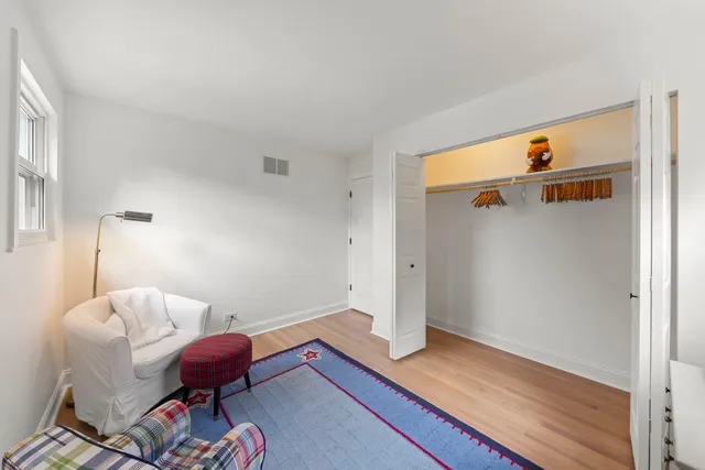 $585,000 | 1100 Brentwood Lane, Wheaton, IL 60189