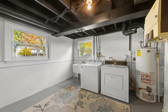 $585,000 | 1100 Brentwood Lane, Wheaton, IL 60189