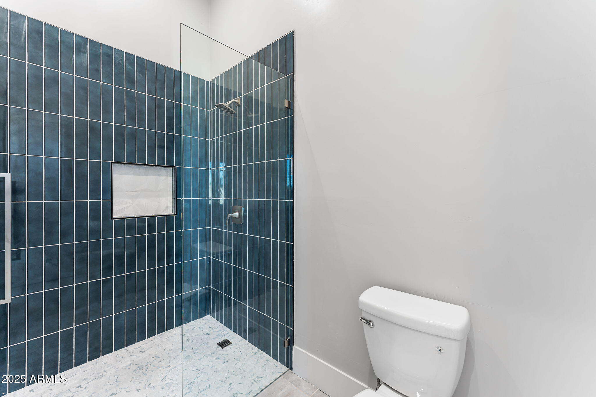 24614 South 183rd Street Gilbert, AZ 85298 - Photo 36 of 45 Guest Bathroom