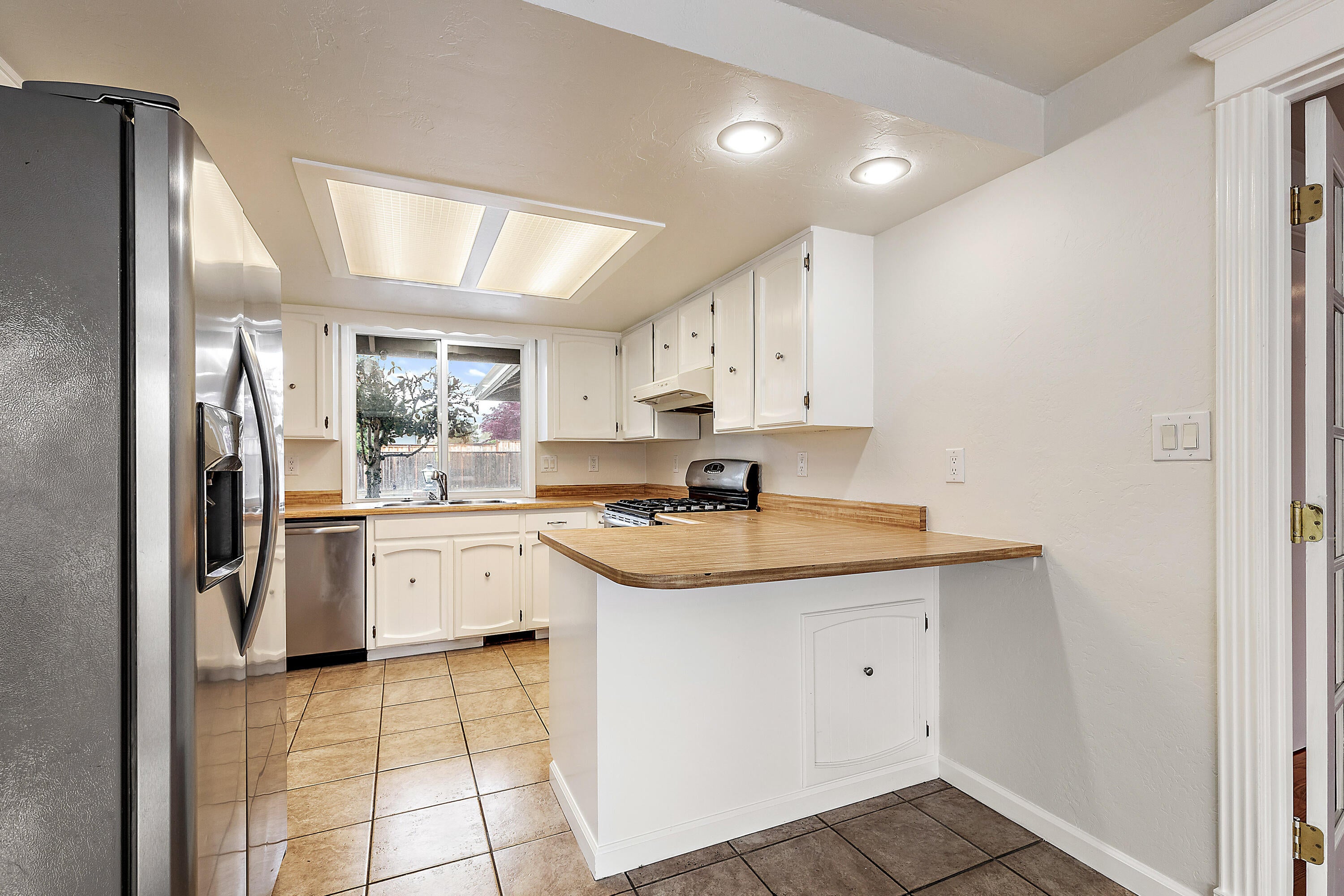 1589 Springbrook Road Medford, OR 97504 - Photo 24 of 46 SR(24)