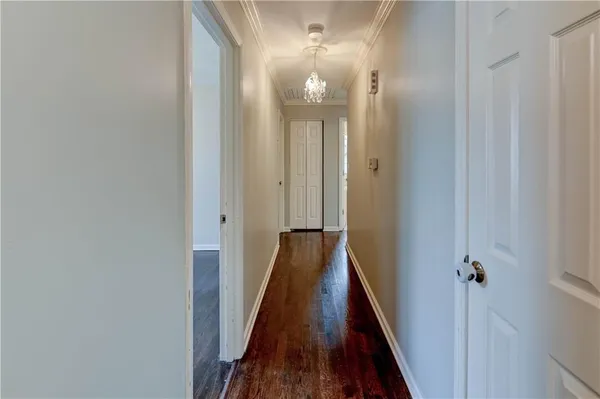 $350,000 | 10708 St Catherines Lane, Kansas City, MO 64137