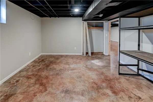 $350,000 | 10708 St Catherines Lane, Kansas City, MO 64137