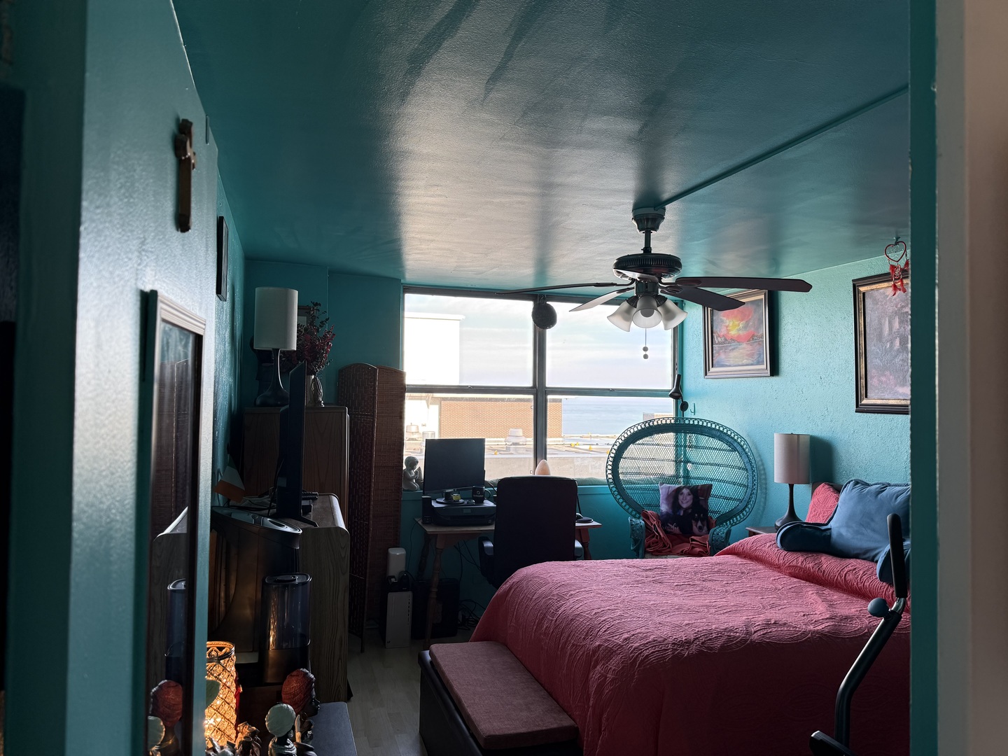 6301 North Sheridan Road, Unit 24C Chicago, IL 60660 - Photo 14 of 27 a bedroom with a bed dresser and a window