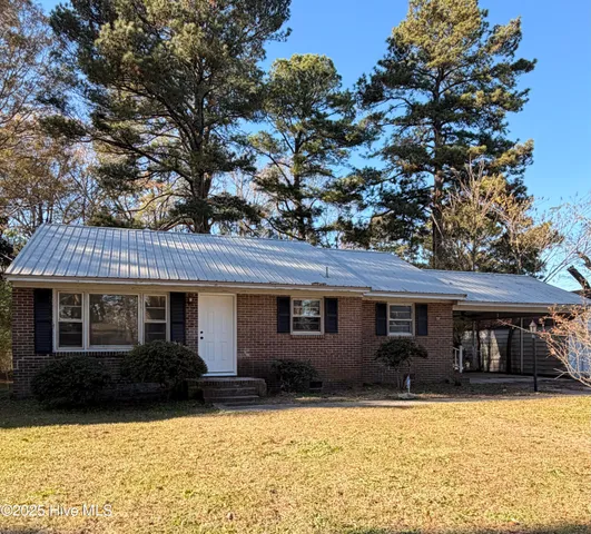 $140,000 | 106 South 5th Street, Macclesfield, NC 27852