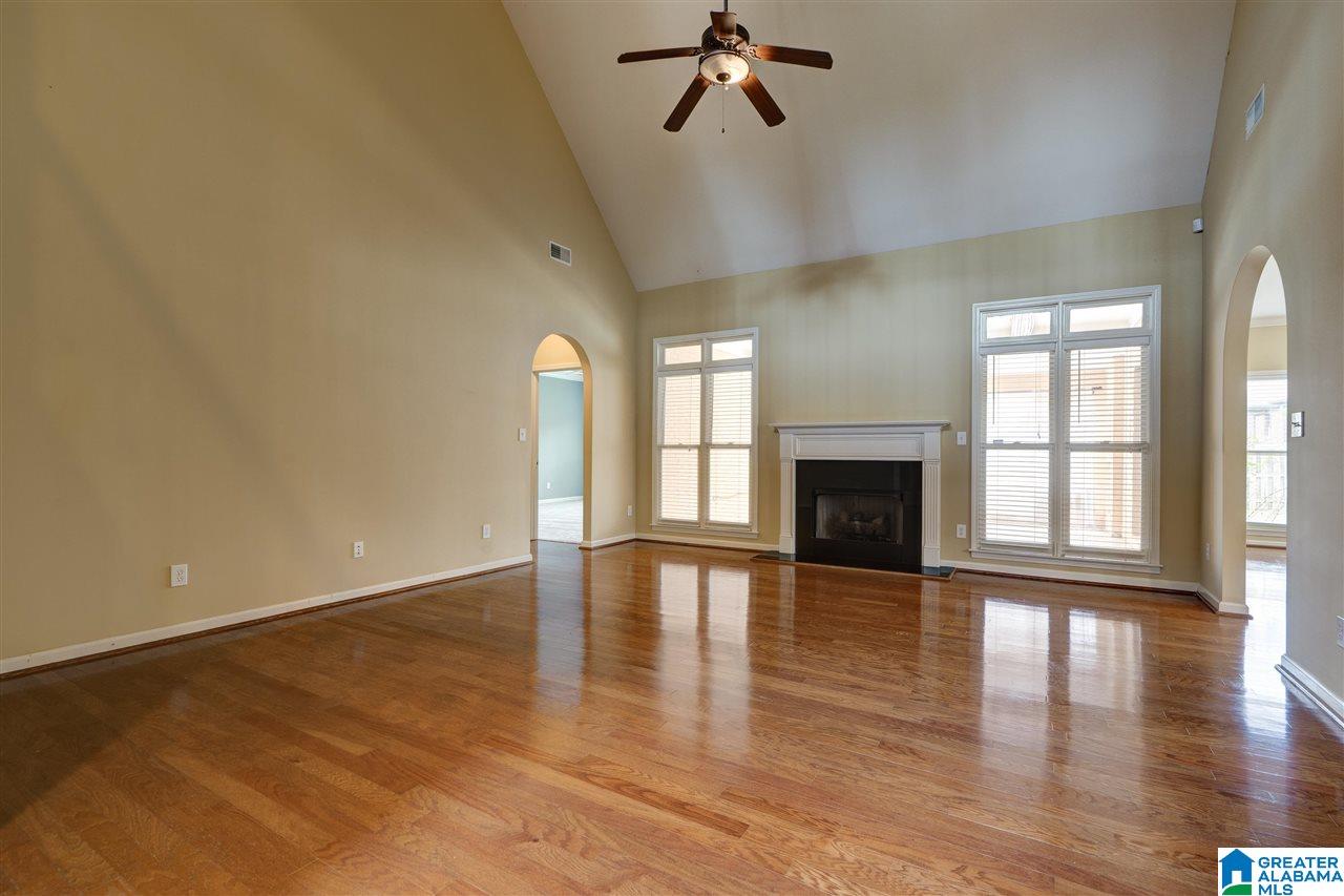 5253 Creekside Loop Birmingham, AL 35244 - Photo 6 of 31