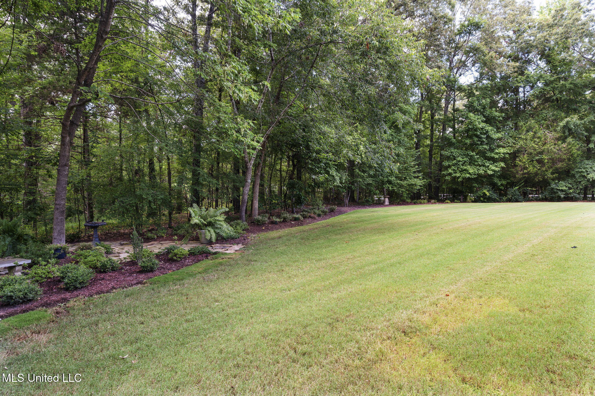 1001 Hickory Ridge Drive Hernando, MS 38632 - Photo 27 of 29 42-web-or-mls-1001 Hickory Ridge Dr-42