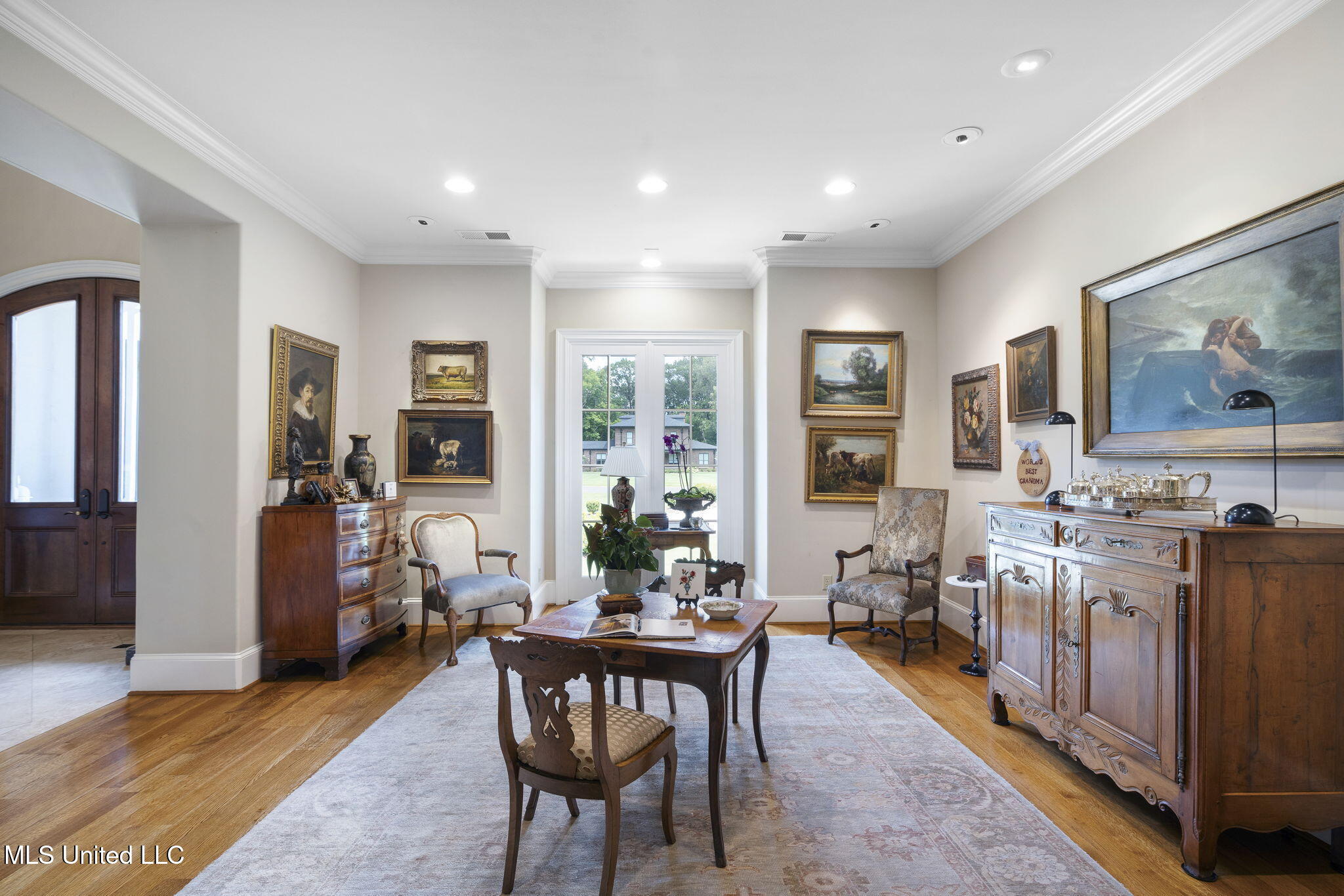 1001 Hickory Ridge Drive Hernando, MS 38632 - Photo 4 of 29 14-web-or-mls-1001 Hickory Ridge Dr-14