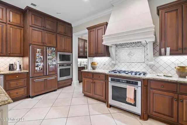 $989,000 | 1001 Hickory Ridge Drive, Hernando, MS 38632