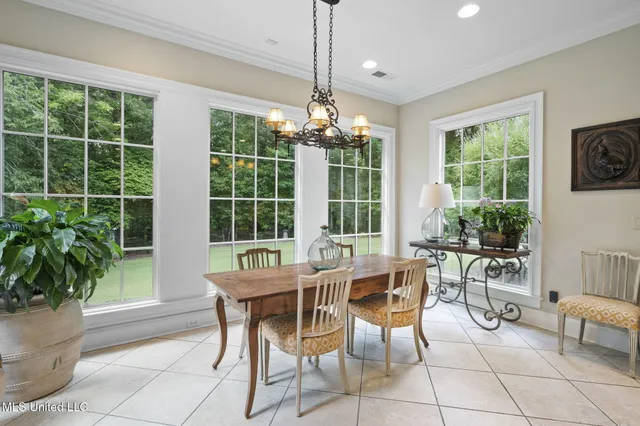 $989,000 | 1001 Hickory Ridge Drive, Hernando, MS 38632