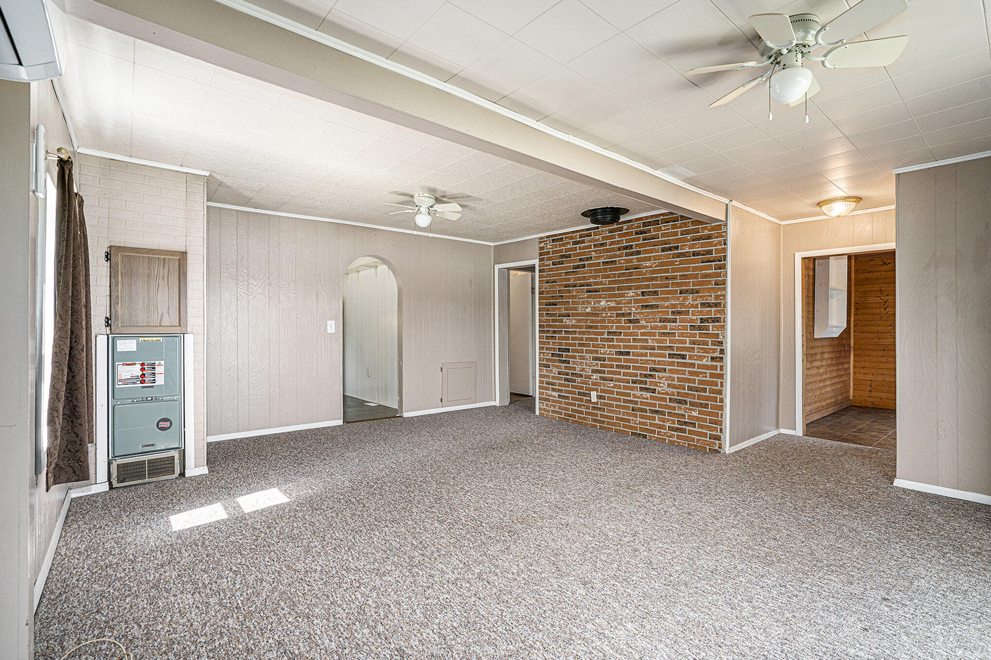 68435 Sweet Lake Road Sturgis, MI 49091 - Photo 5 of 29 Living Room