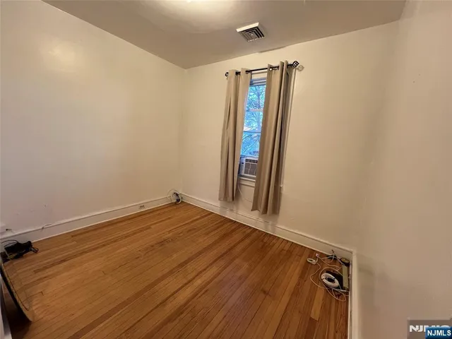 $1,450 | 424 Banta Avenue, Unit 4, Garfield, NJ 07026