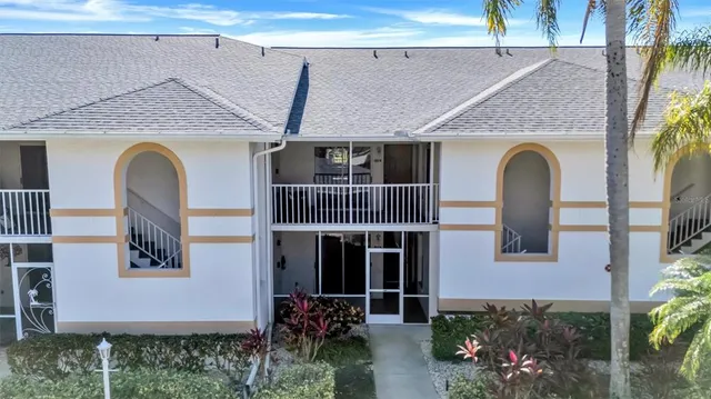 $249,000 | 6904 Drewrys Bluff, Unit 803, Bradenton, FL 34203