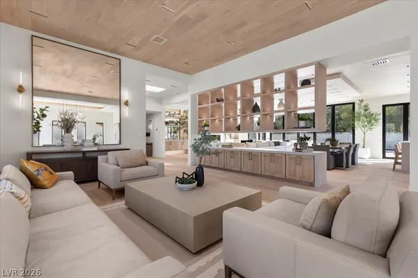 $25,000 | 2401 Driftwood Drive, Las Vegas, NV 89107