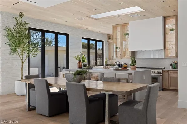 $25,000 | 2401 Driftwood Drive, Las Vegas, NV 89107