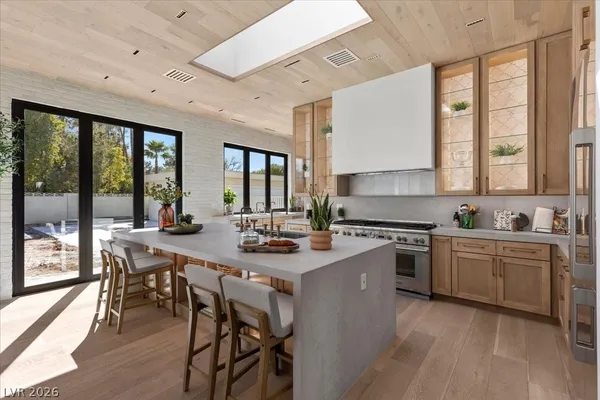 $25,000 | 2401 Driftwood Drive, Las Vegas, NV 89107