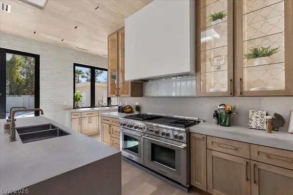 $25,000 | 2401 Driftwood Drive, Las Vegas, NV 89107