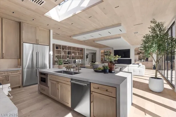 $25,000 | 2401 Driftwood Drive, Las Vegas, NV 89107