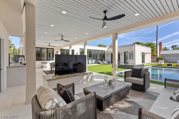 $25,000 | 2401 Driftwood Drive, Las Vegas, NV 89107